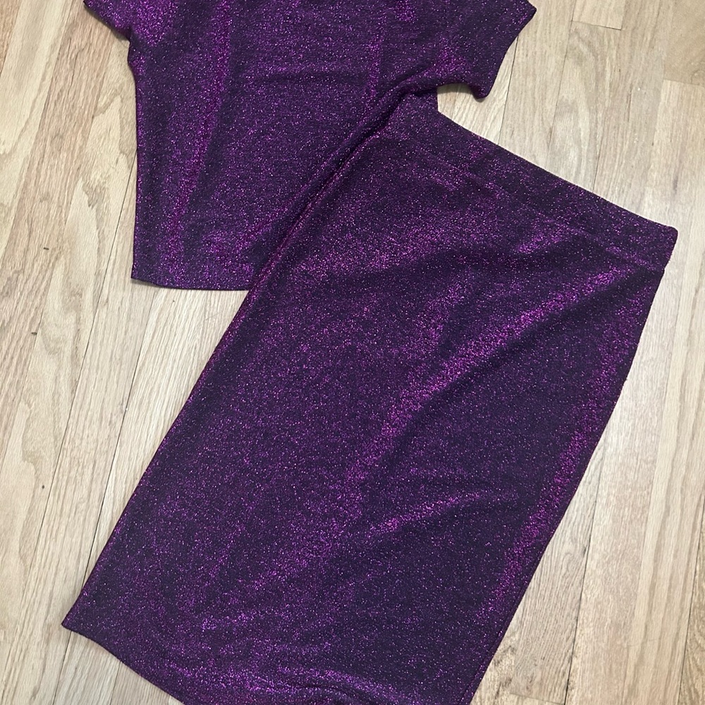 Elegant Magenta Glitter Skirt Set